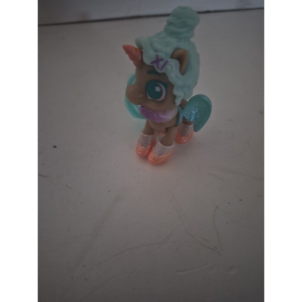 Zuru Surprise 5 Unicorn Squad- Whinny